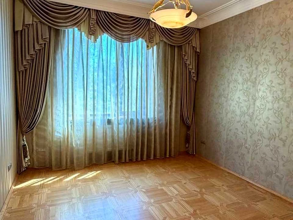 Квартира. Полтава, Котляревського вул.