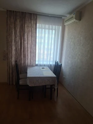 Арена, 3 комнаты. Печерский, Алмазна 14 М. Печерская