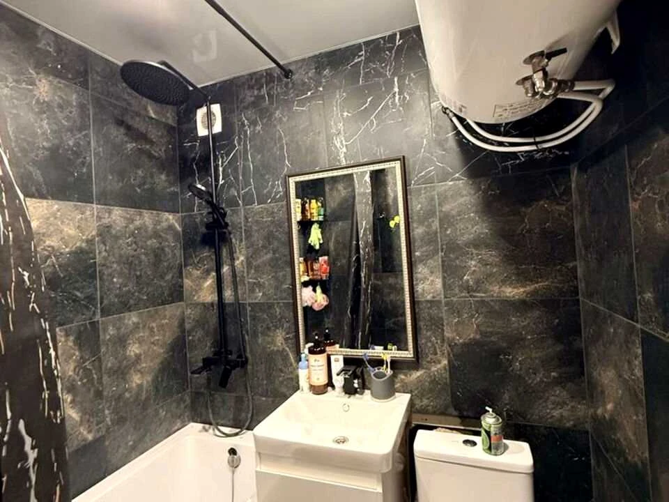 Apartment. Salutna St., Kyiv