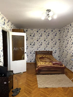 Metro Minsk, Two-bedroom apartment on Obols'nysky Prospect 16e