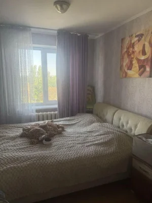 For Sale: 2-room apartment in the area of the "Pravda" newspaper.