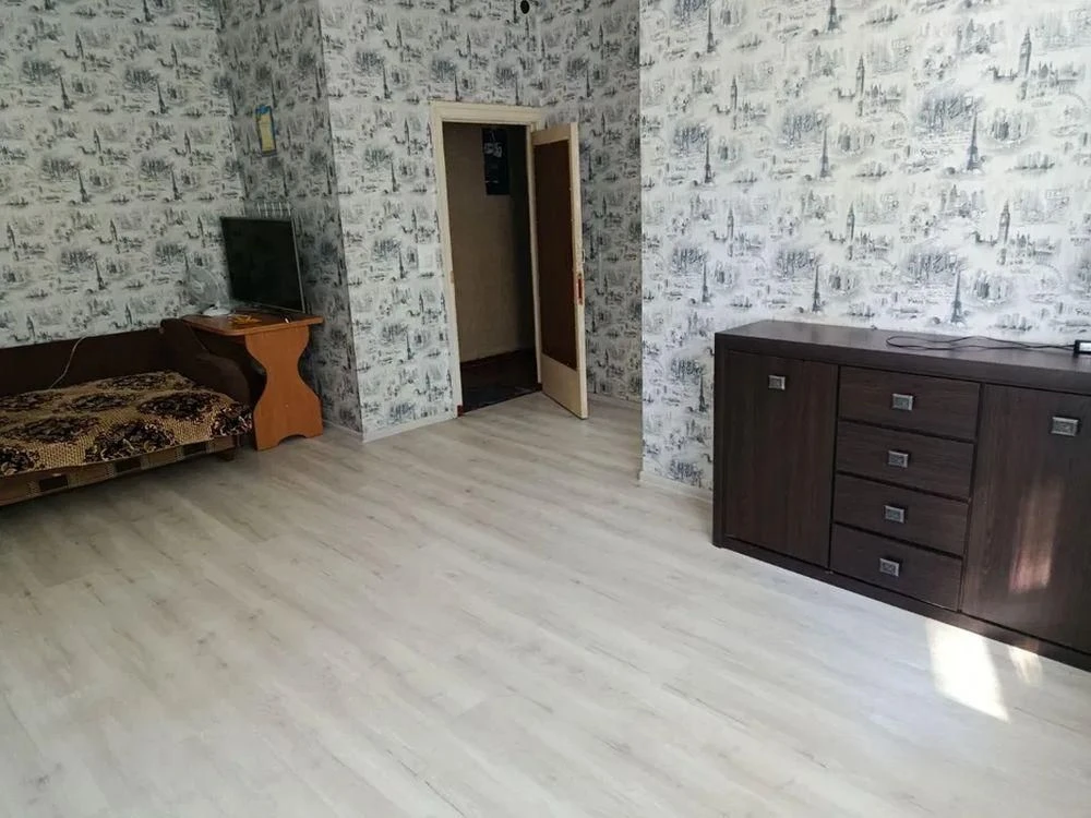 Продається 1-кімнатна квартира в районі "Газета Правда", проспект