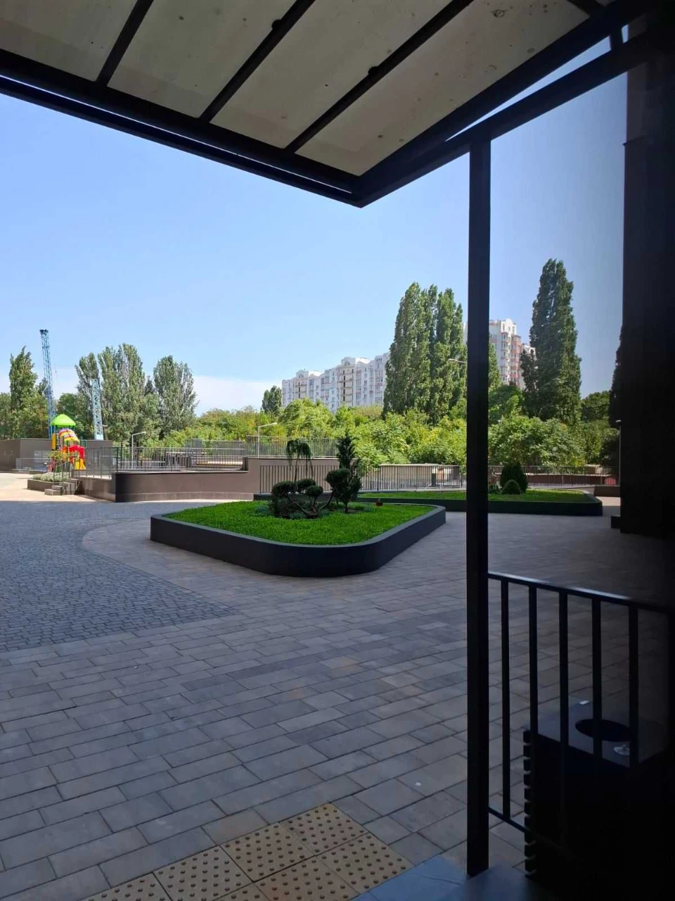 Apartment for sale - 3-room apartment in residential complex Modern
