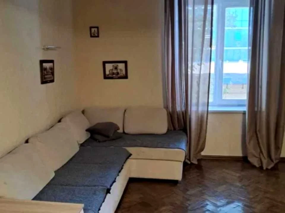 Apartment. Odesa, Vitylia Borovyk str.
