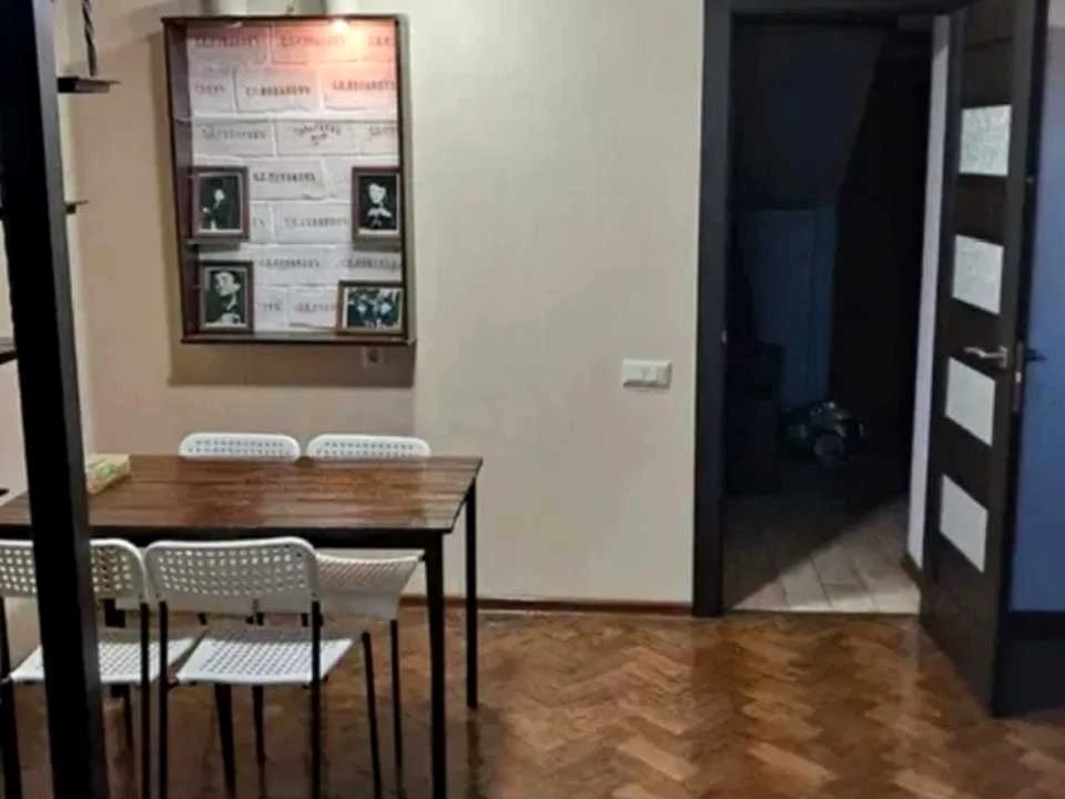 Apartment. Odesa, Vitylia Borovyk str.