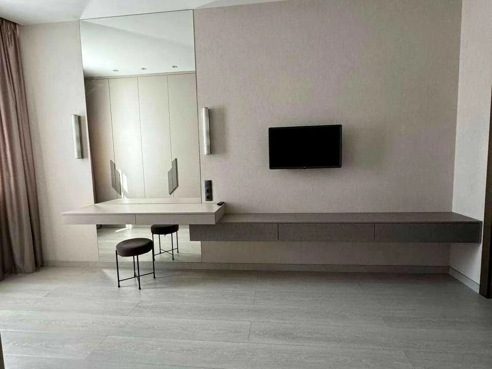 Apartment. Odessa, Arcadia, вул.