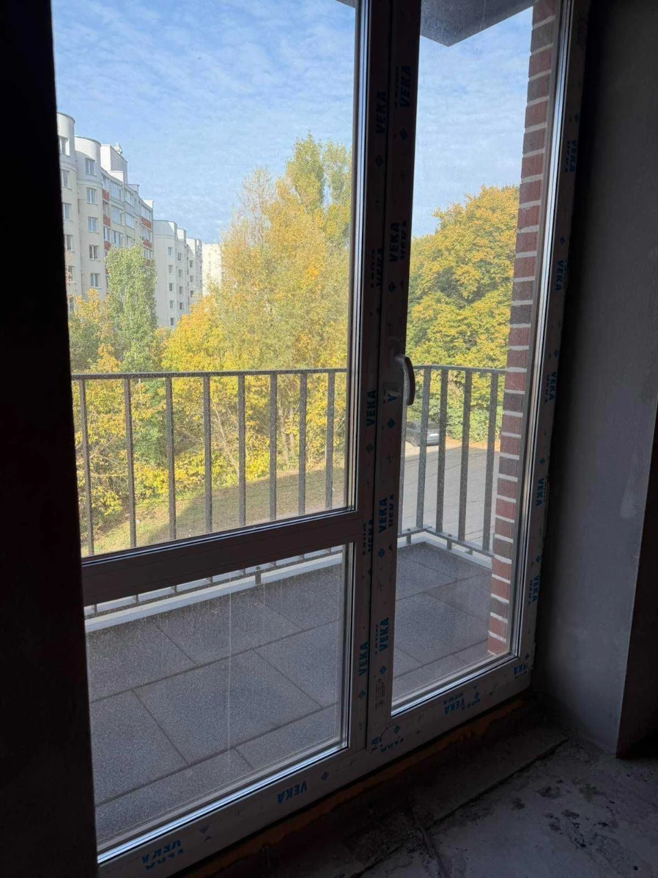 Spacious 2-bedroom apartment in a completed building