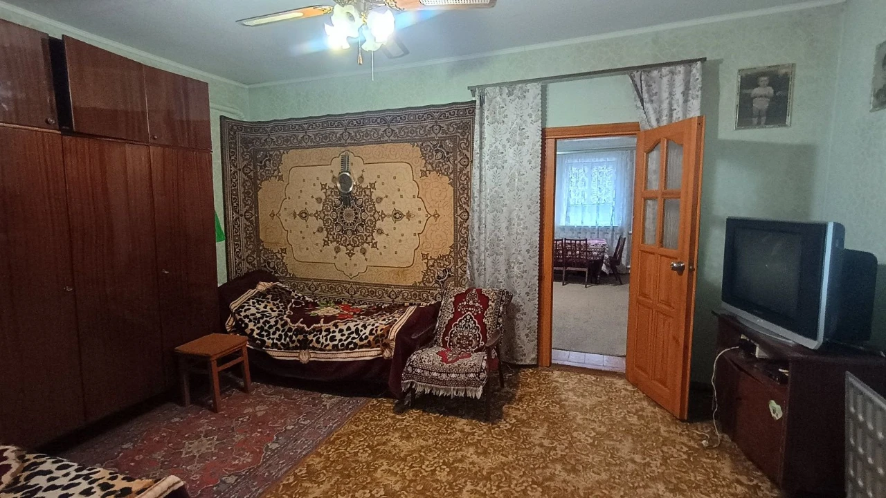 Продається пів будинку, район Крошня, Житомир