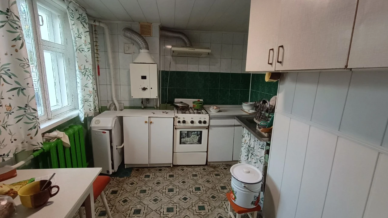 Продається пів будинку, район Крошня, Житомир