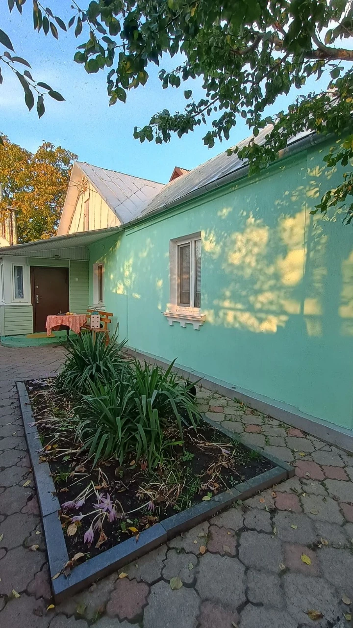 Продається пів будинку, район Крошня, Житомир