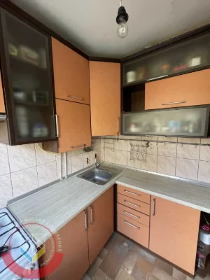 Apartment for Sale: 2-bedroom apartment at 27 Ratyvahliv Street