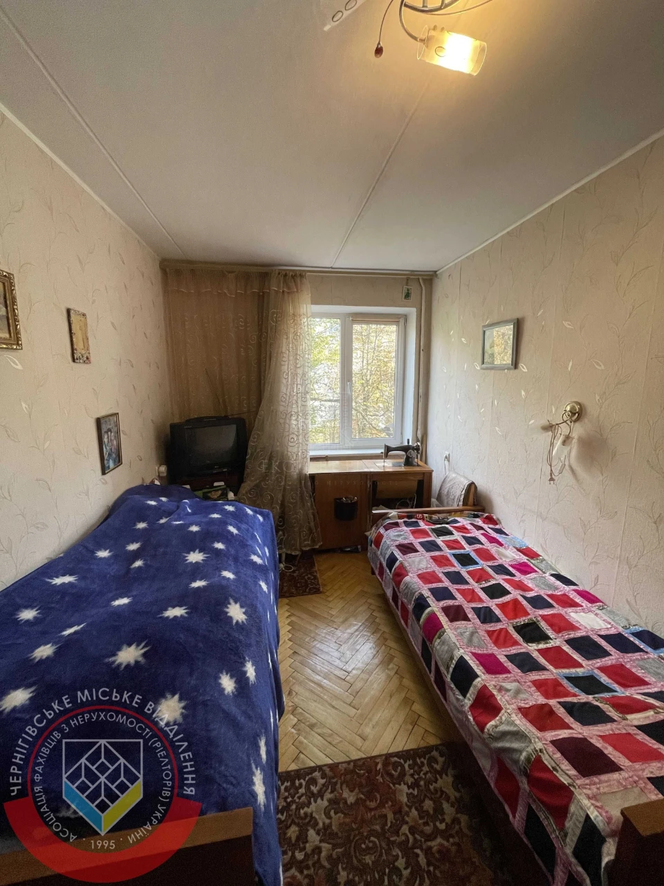 Apartment for Sale: 2-bedroom apartment at 27 Ratyvahliv Street
