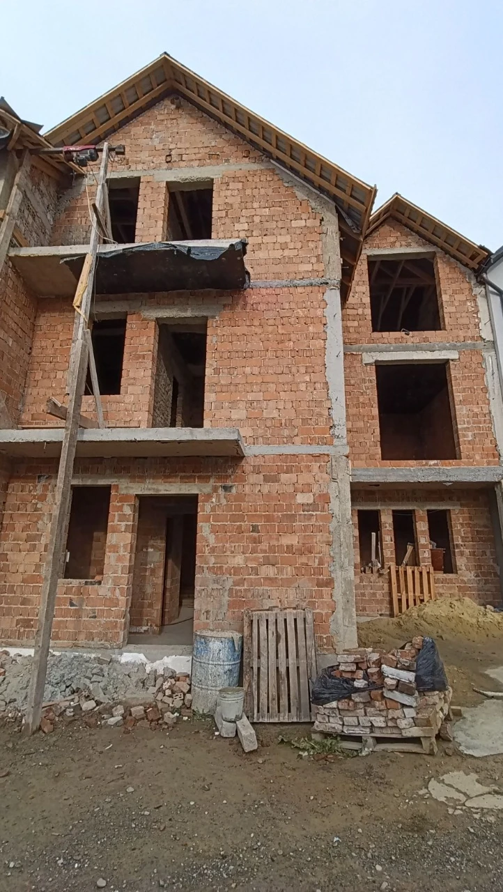 Townhouses for Sale