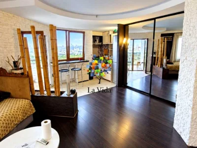 Apartment. Kyiv, Obolonska Pl.