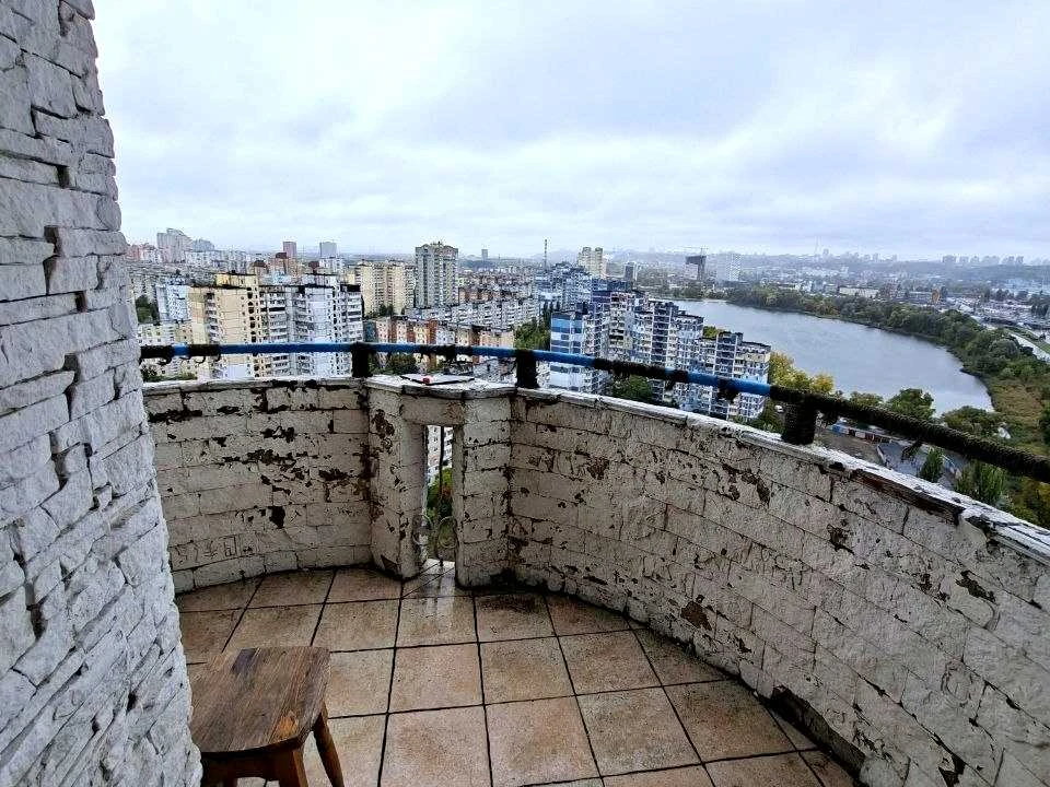 Apartment. Kyiv, Obolonska Pl.