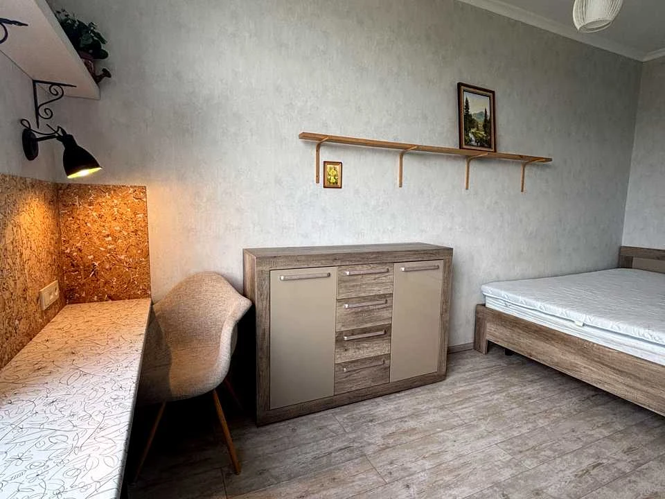 Квартира. вулиця Богатирська, Київ