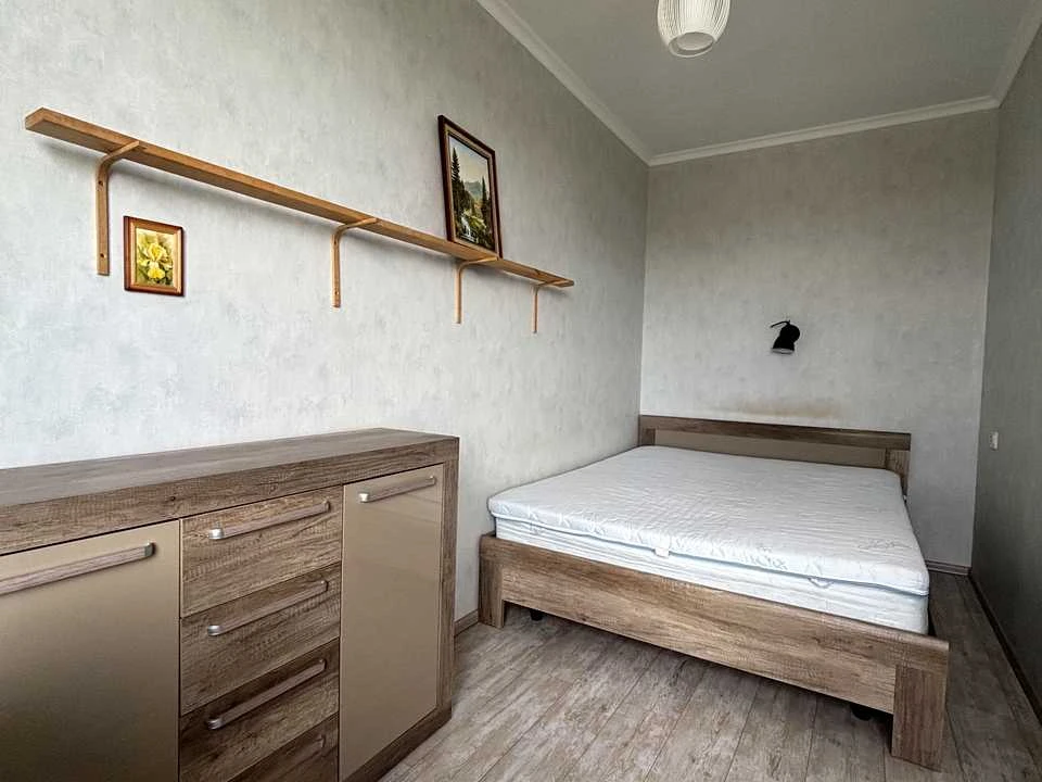 Квартира. вулиця Богатирська, Київ