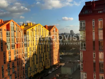 Apartment. Regeneratorna Street, Kyiv