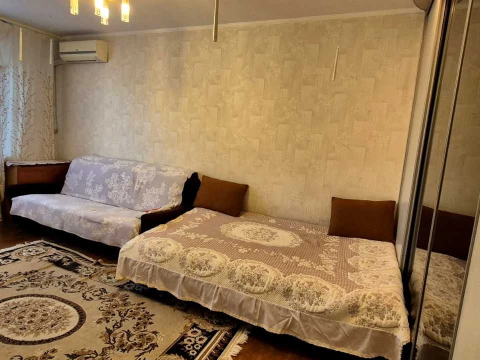 Apartment. Holosiivsky Prospect, Kyiv