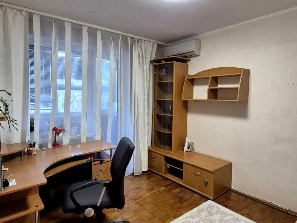 Apartment. Holosiivsky Prospect, Kyiv