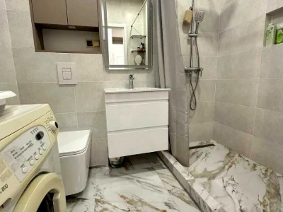 Apartment. Odessa, Inglezi Street