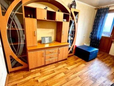 2-комнатная квартира в Одессе на низком этаже. Можно по пр