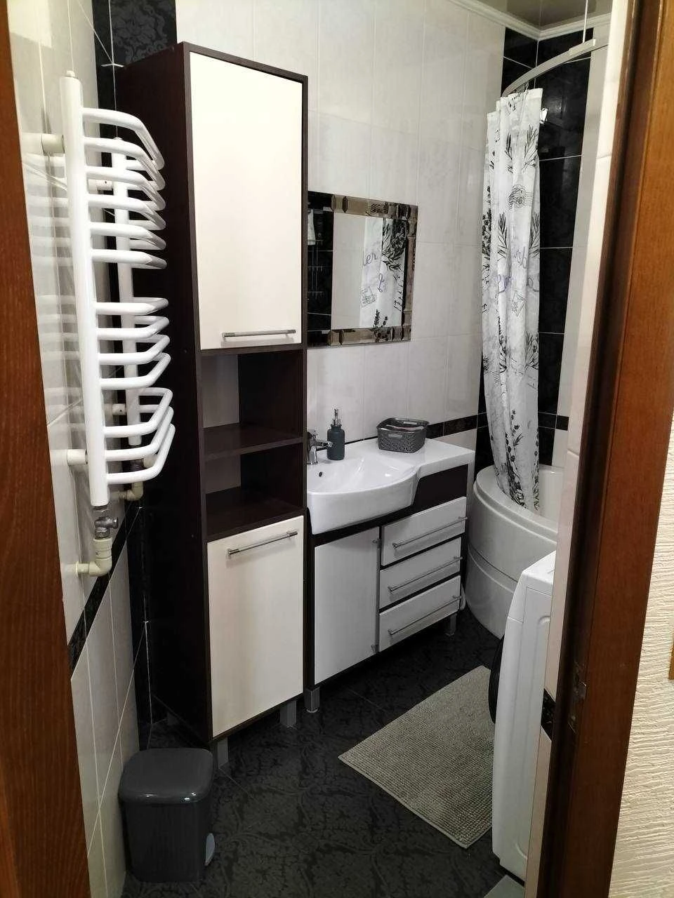 For sale, two-room apartment in a new building on Provolok Street.