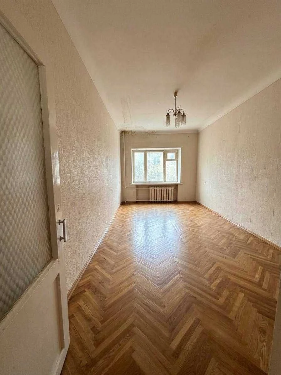 Продаж 3-кімнатної квартири в самісінькому центрі міста!