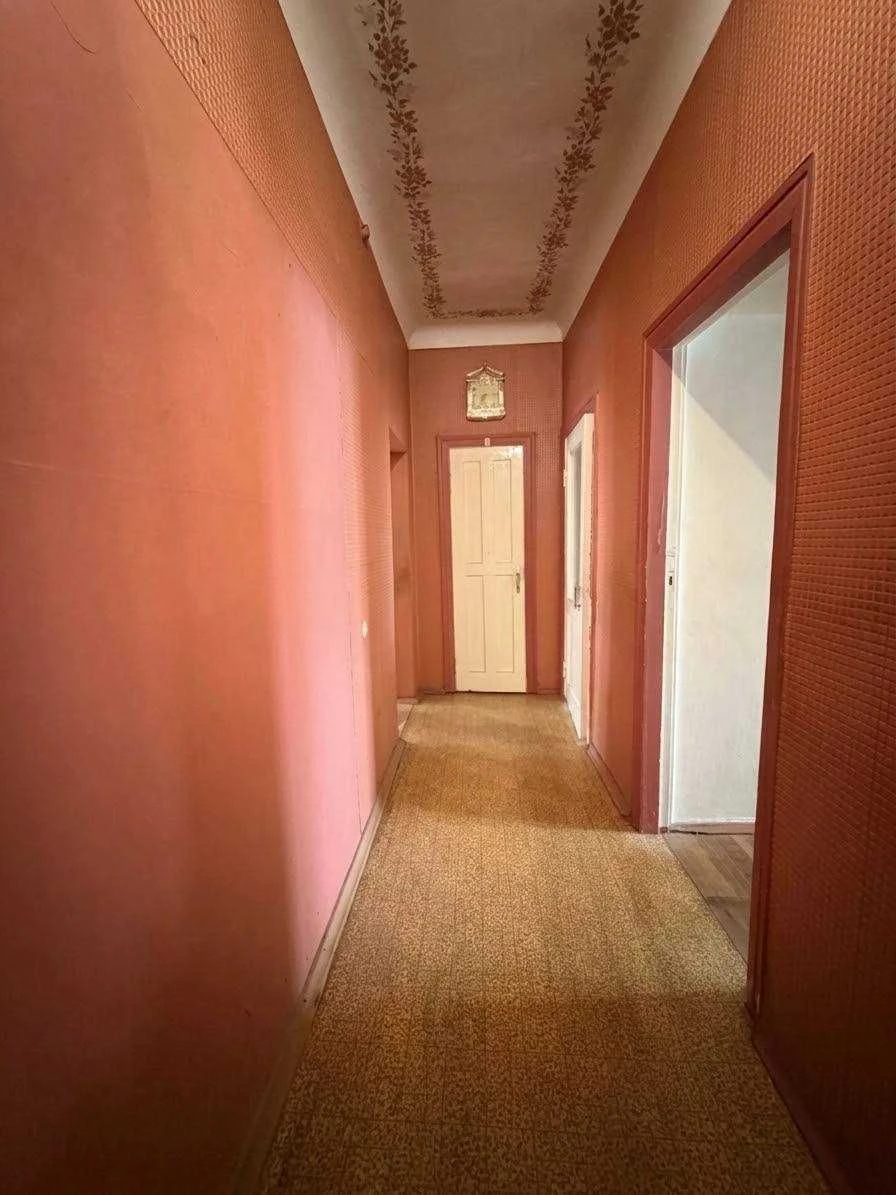 Продаж 3-кімнатної квартири в самісінькому центрі міста!