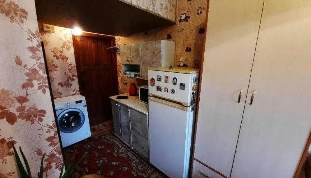 Продам 1к готельку на Нових будинках.