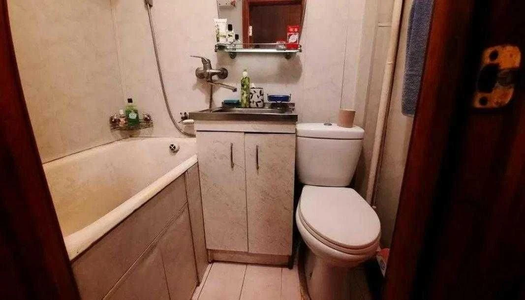 Продам 1к готельку на Нових будинках.