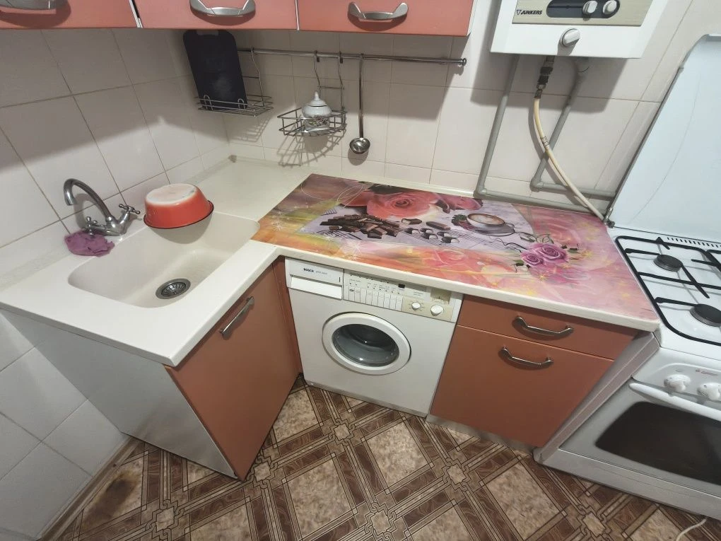 Продається однокімнатна квартира 30.4м2 ,3/5, по вулиці Тимо