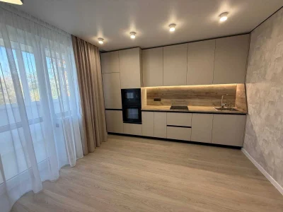 Продам 2 комн квартиру 67.6 м2 Комфортный 2 этаж Евроремонт