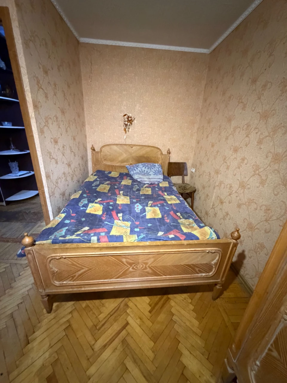 Терміново продам 3-кімнатну квартиру м.Салтівська без посере
