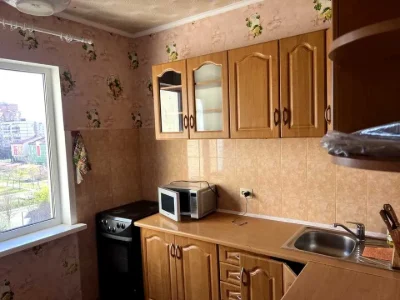 Квартира. Київ, Анни Ахматової вул.