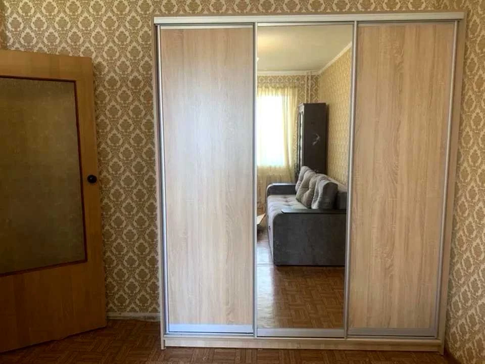 Квартира. Київ, Анни Ахматової вул.