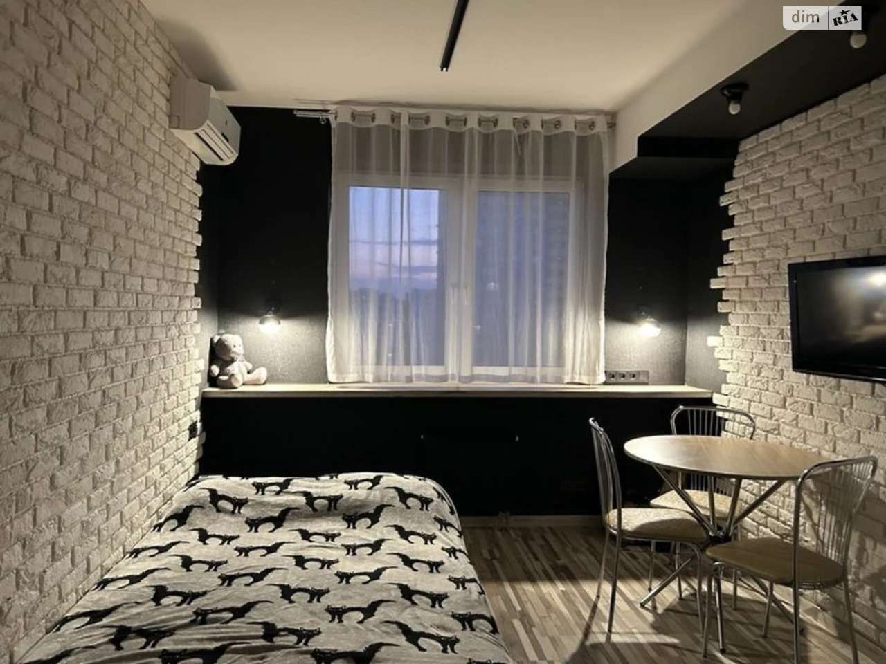Long-Term Rental Apartment, Oskoroky