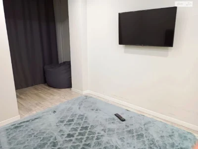 Long-Term Rental Apartment Mandrykivka