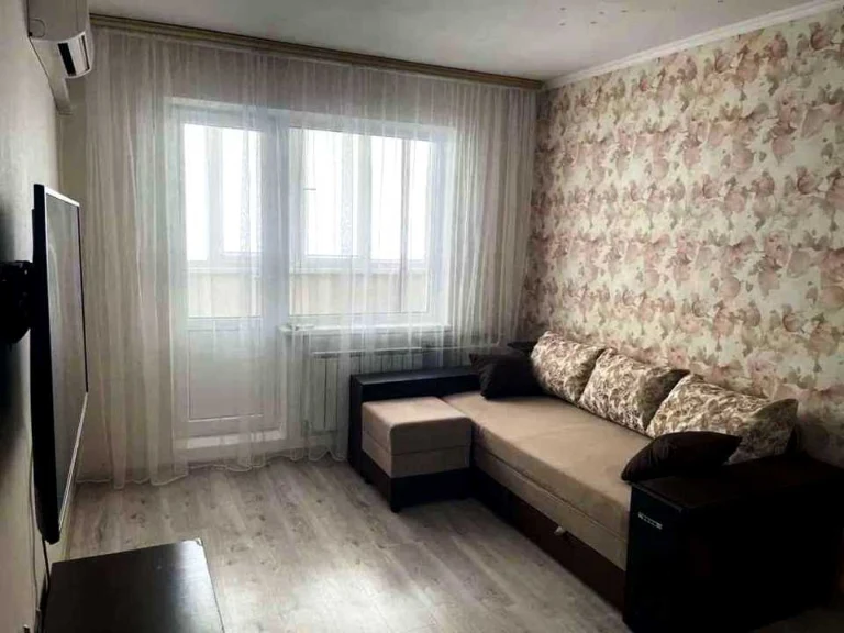 Apartment. Akademika Zabolotnogo Street, Kyiv