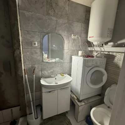 Urgent! 1-bedroom apartment.  Vol. Bubalkina 27