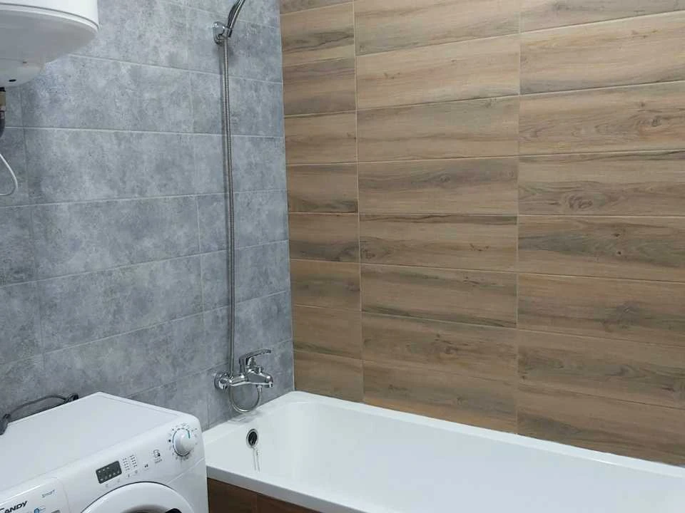 Apartment. Odessa, Inglezi Street