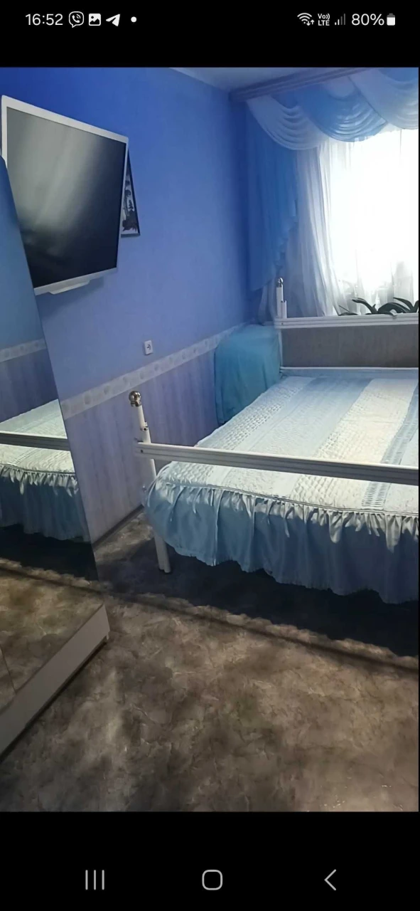 Sale of a 2-room apartment in Khortitsy district.