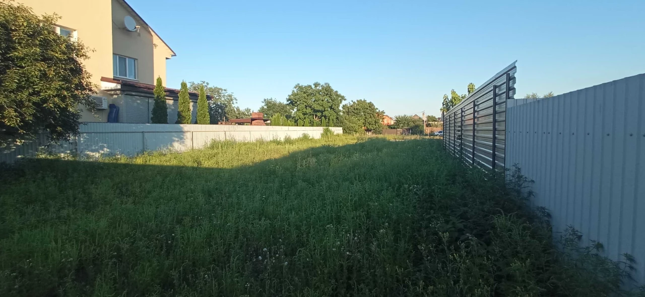Продається земельна ділянка в межах міста