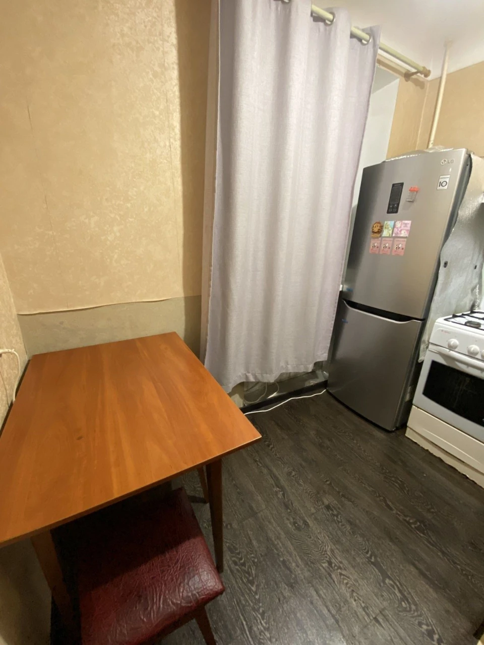 Квартира в селищі Гірниче, 2 кімнати.