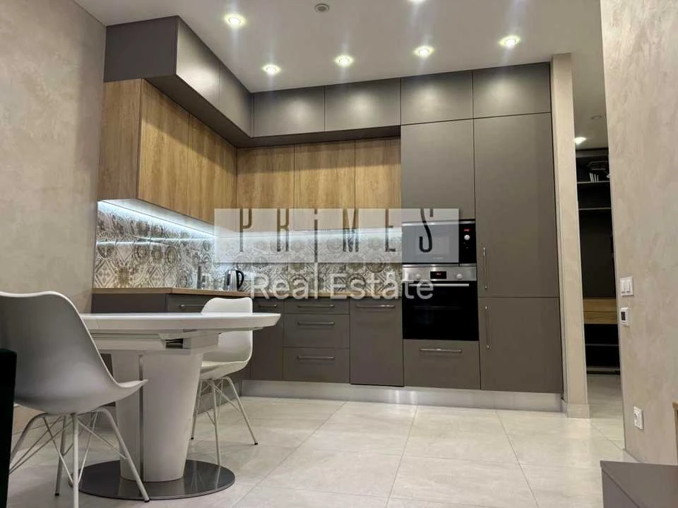 Apartment. John McKenna St., Kyiv