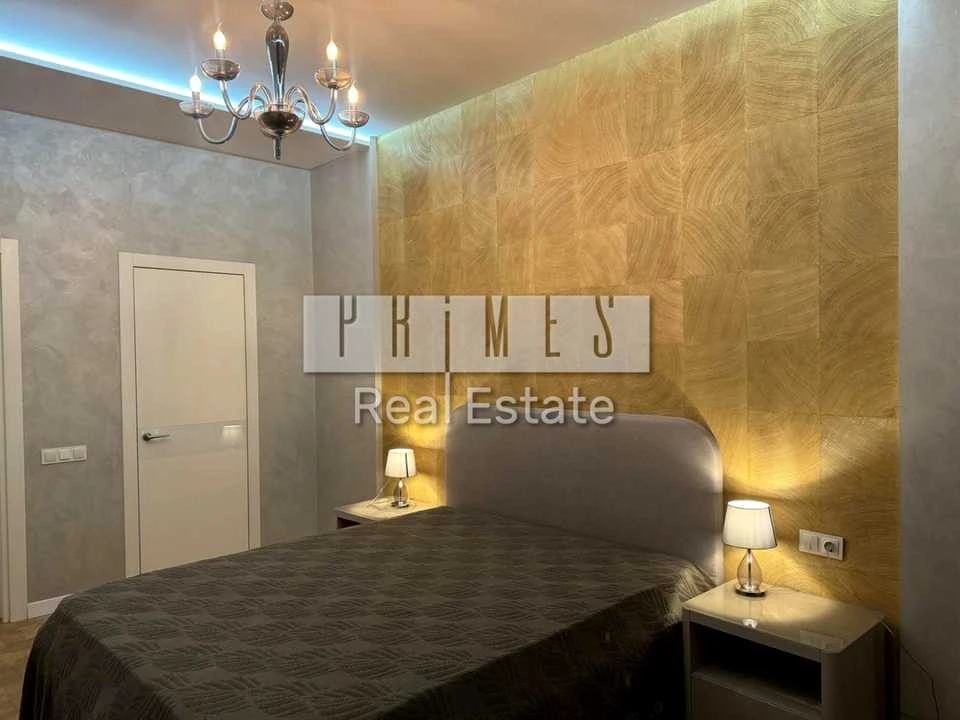 Apartment. John McKenna St., Kyiv