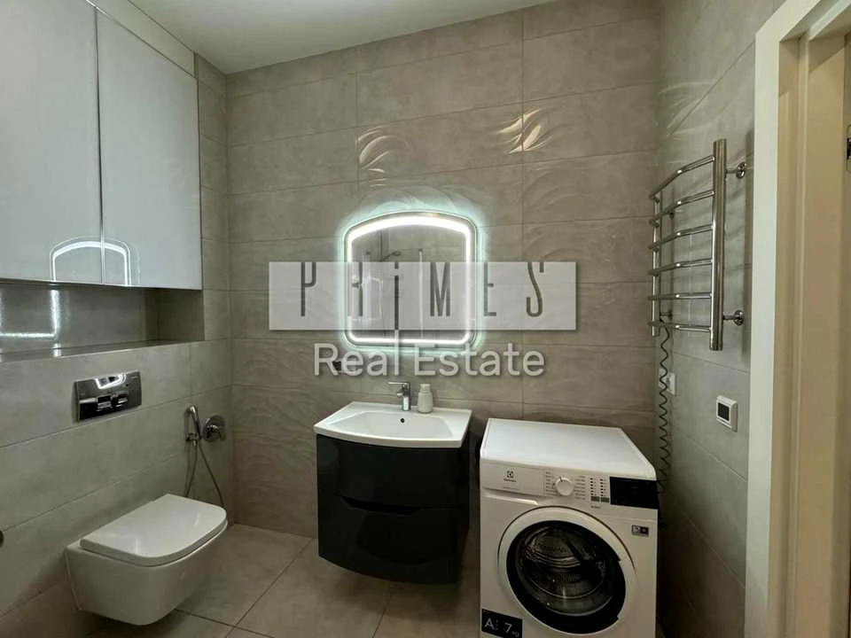 Apartment. John McKenna St., Kyiv