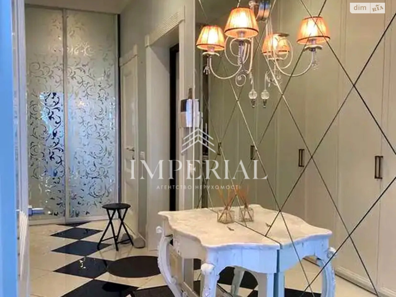 Long-Term Rental Apartment, Pecersky District