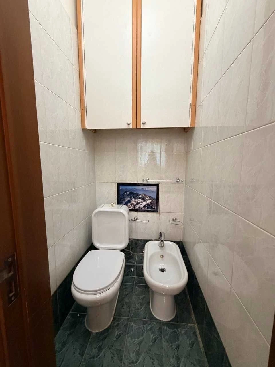 Rent a 3-bedroom apartment near Mariinsky Park, Arsenal District