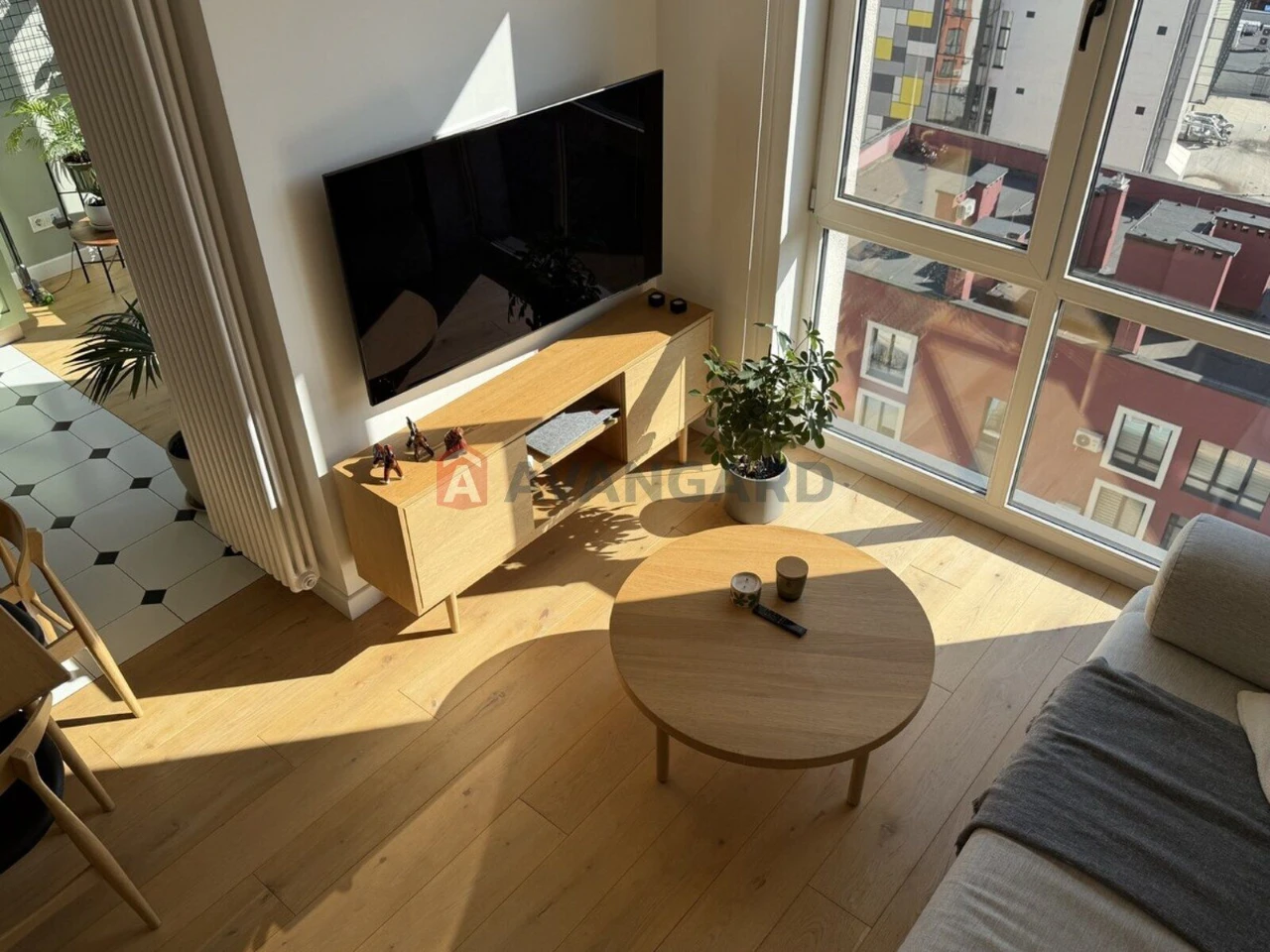 Sale of a 3-bedroom townhouse in the "Semycvet" residential complex, street